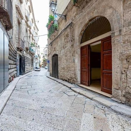 Apt 2 In The Historic Center Bari Exterior photo